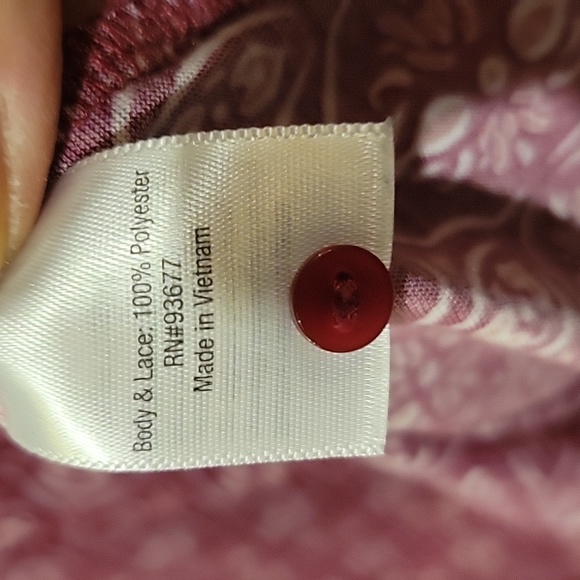 Burgundy floral top with lace - Picture 3 of 7